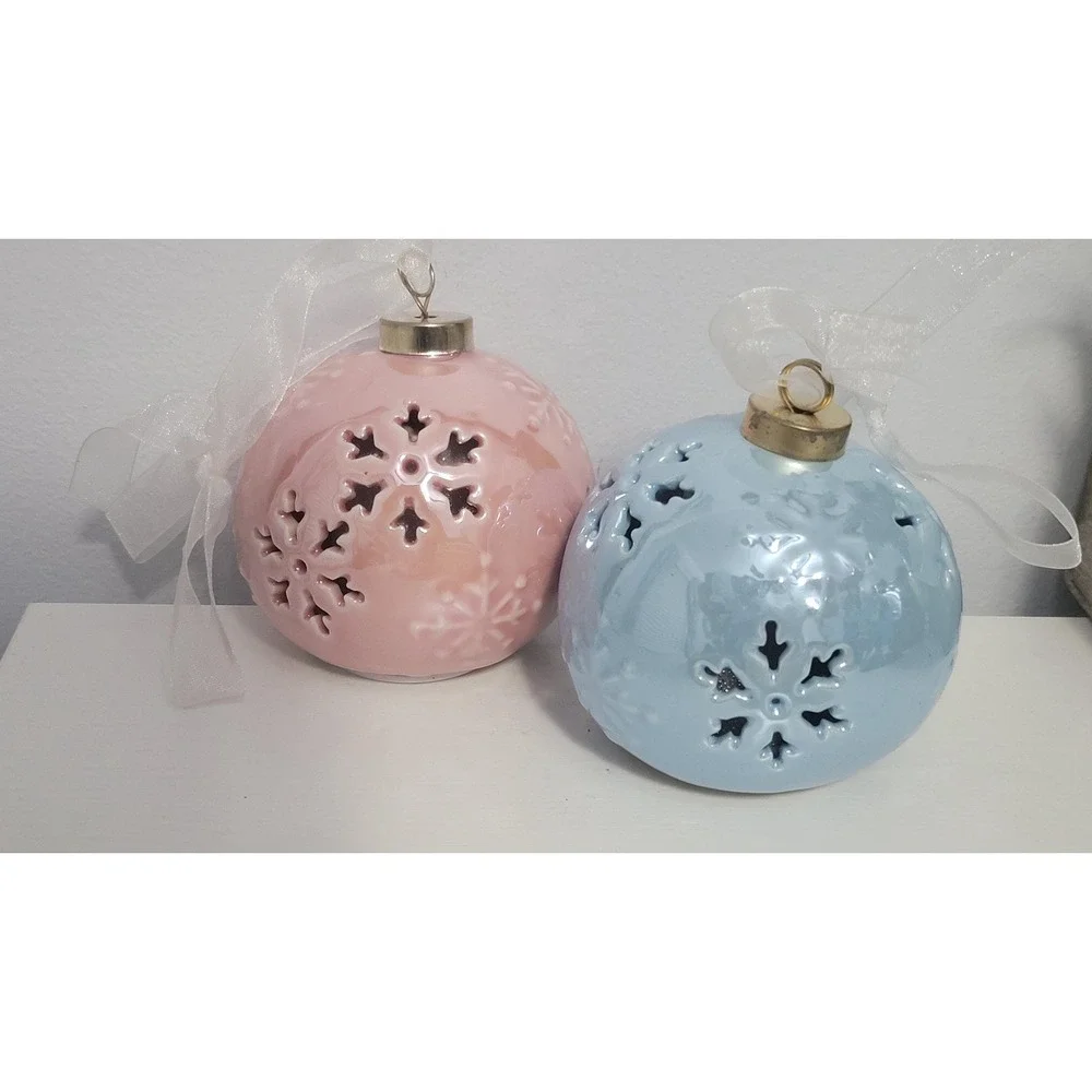 vintage‎ Ceramic Ornament, pink and blue Ornaments 3.5"